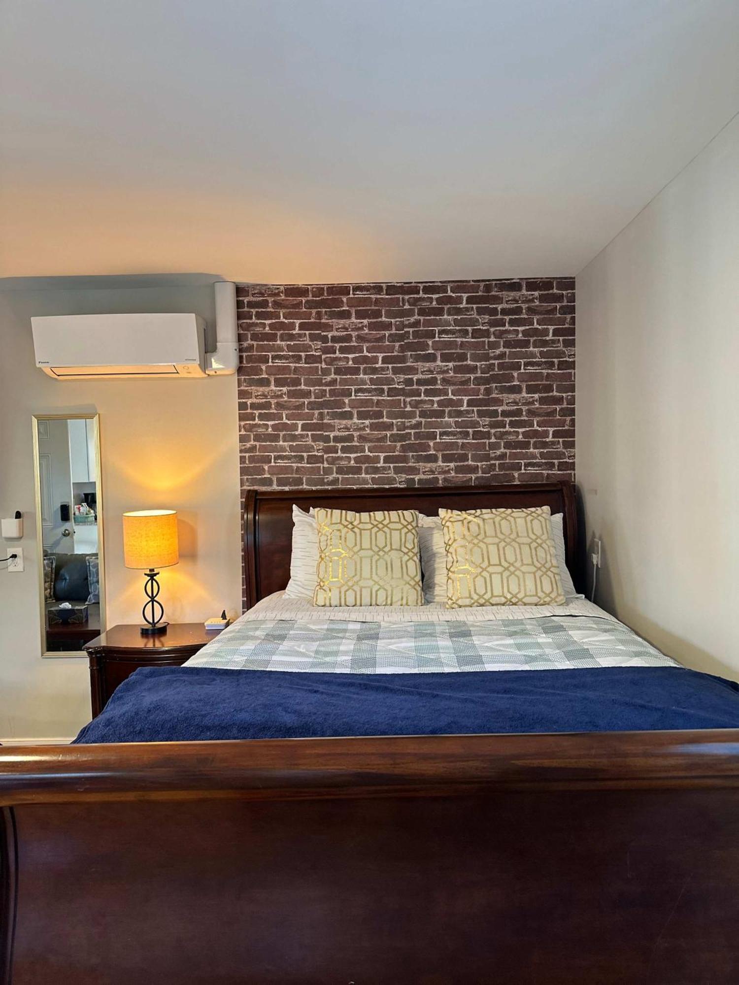 E3 Centrally Located In Carytown Fully Fenced リッチモンド エクステリア 写真